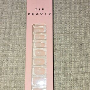New Tip Beauty press on french manicure almond nails set of 24
